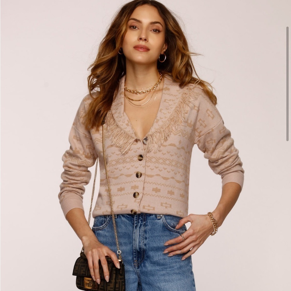 New HEARTLOOM Carmen Cardi Fringe Collar Bisque